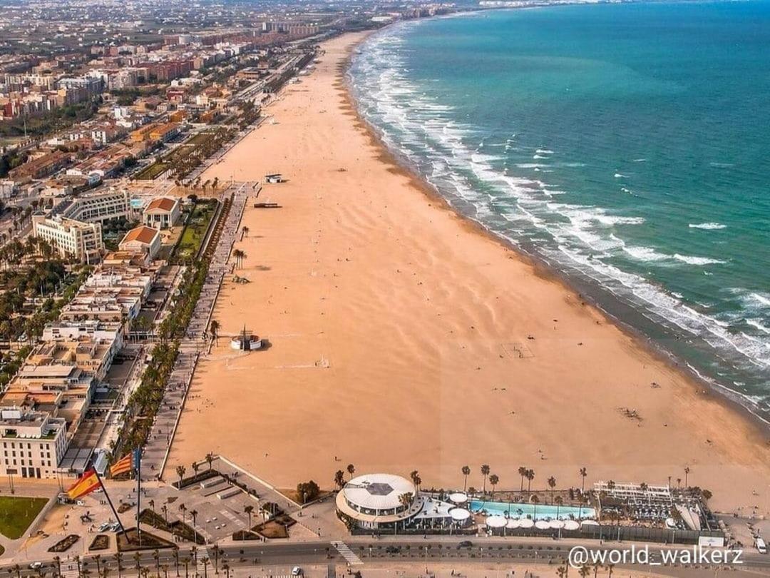 Apartamento Turistico Lux Center Валенсія Екстер'єр фото